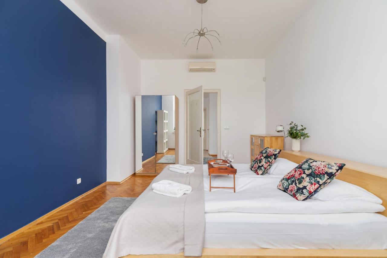 Slowacki Avenue Family Apartments Cracow By Noclegi Renters Krakov Exteriér fotografie