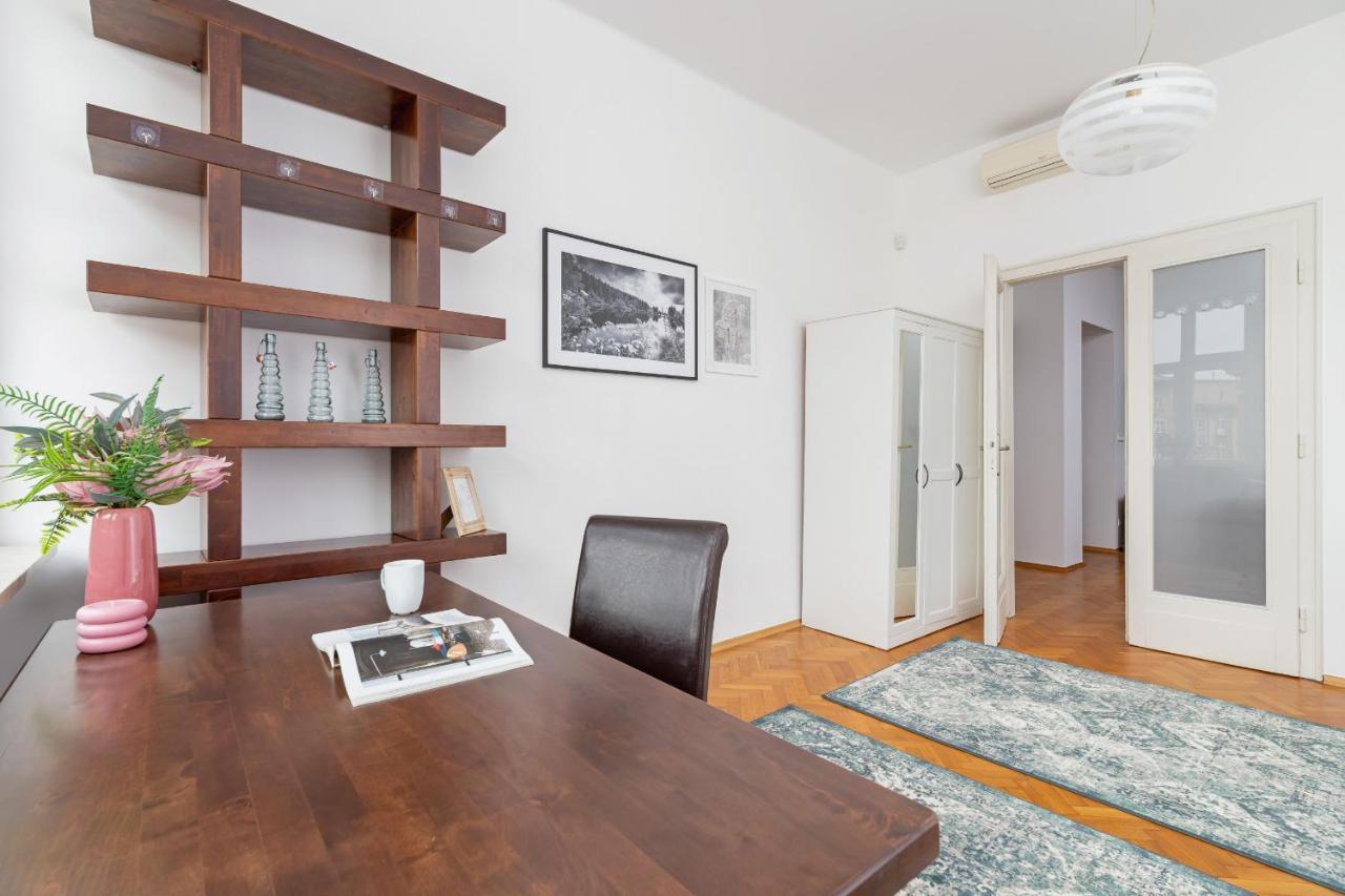 Slowacki Avenue Family Apartments Cracow By Noclegi Renters Krakov Exteriér fotografie