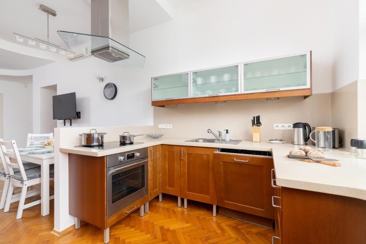 Slowacki Avenue Family Apartments Cracow By Noclegi Renters Krakov Exteriér fotografie
