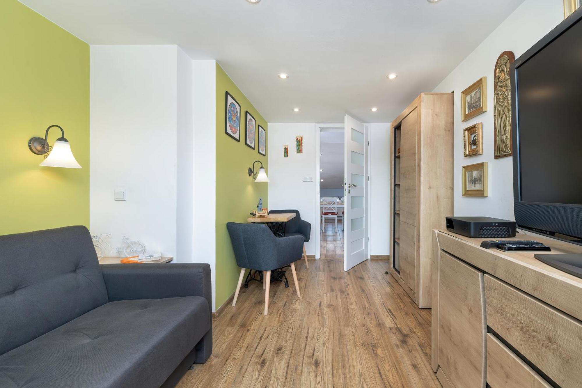 Slowacki Avenue Family Apartments Cracow By Noclegi Renters Krakov Exteriér fotografie